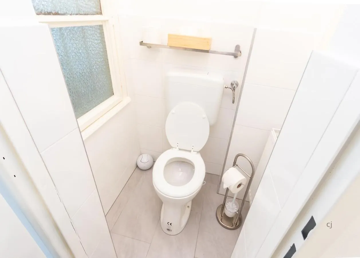 The Vienna Stay By Radiant